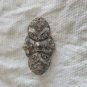 Vintage silver tone marcasite brooch